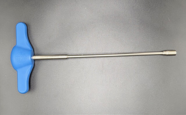 Used MEDTRONIC SOFAMOR DANEK EX0313282 Orthopaedic Implant Driver