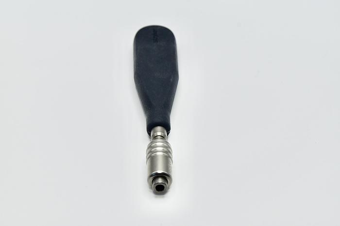 Used Stryker 702428 Small Teardrop Quick Connect Handle AxSOS Orthopedic
