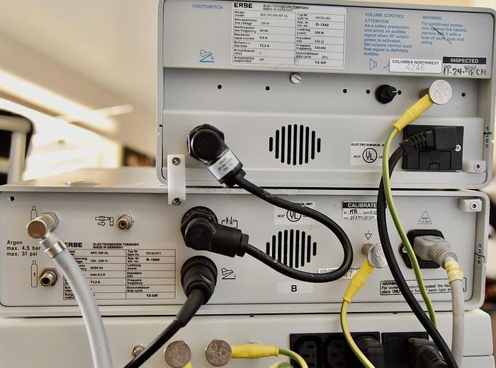 Used ERBE ICC 200 EA INT UL AND APC 300 ELECTROSURGICAL UNIT WITH FOOTSWITCH 20189-027