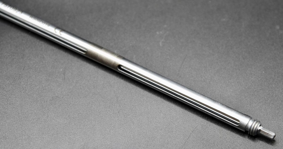 Used MEDTRONIC 7570923 Driver Reduction Retaining Multi-Axial Screwdriver