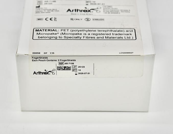 ARTHREX FINGERSHIELDS EACH POUCH CONTAINS: 2 FINGERSHIELDS