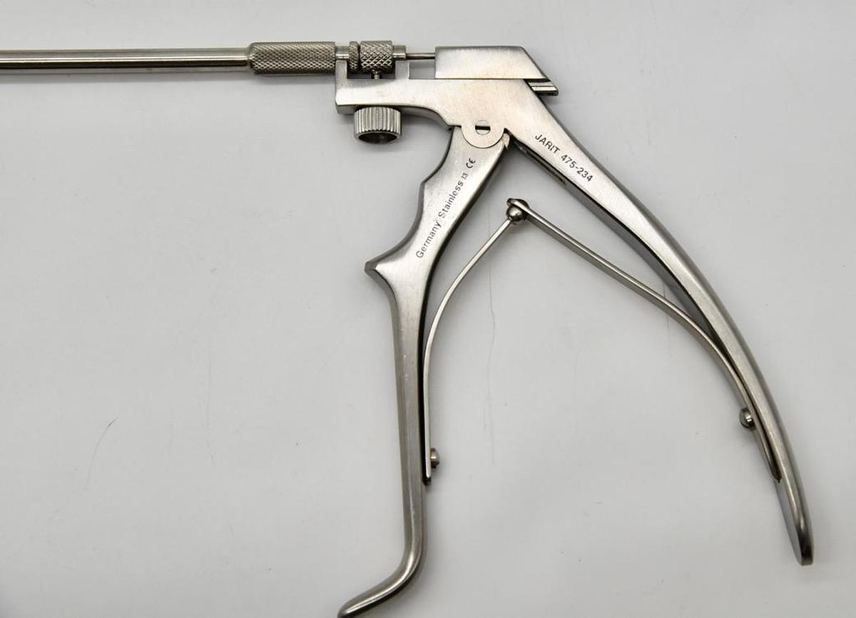 Used Jarit 475-234 Yeoman Biopsy Forcep, Rotating Shaft, Improved Handle, Straight, 16-1/4" 