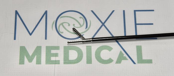 Used Medline Atraumatic Laparoscopic Grasper - 45 cm Working Length Single-Action Rotatable Laparoscopic Atraumatic Grasper with 5 mm Long Jaw - MDS526346SP