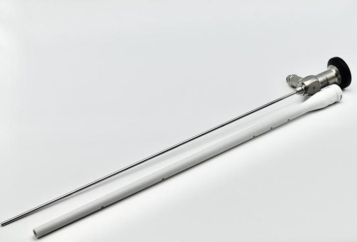 Used Karl Storz 7230AA, 4.0 mm 0º Hopkins II Autoclavable Telescope, 18 cm, Green