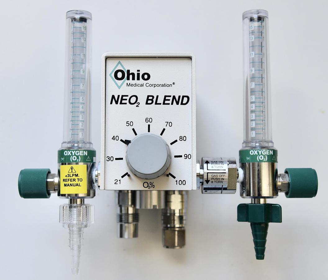 Used Bio-Med Devices 2003FF15B Air/Oxygen Blender Low Flow with Flowmeters