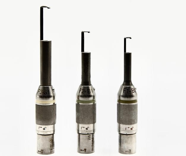 Used Medtronic Midas Rex PM700 MR7 Pneumatic High Speed Drill with PC700 Foot Control and Attachments