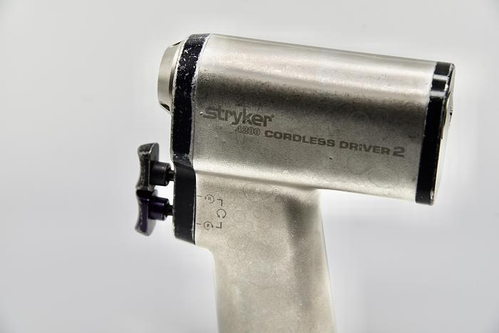 Used STRYKER 4200 CORDLESS DRIVER 2