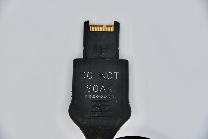 Used KARL STORZ 22200077 VIDEO ENDOSCOPE ADAPTOR, COLOR SYSTEMS PAL/NTSC LENGTH 90 CM