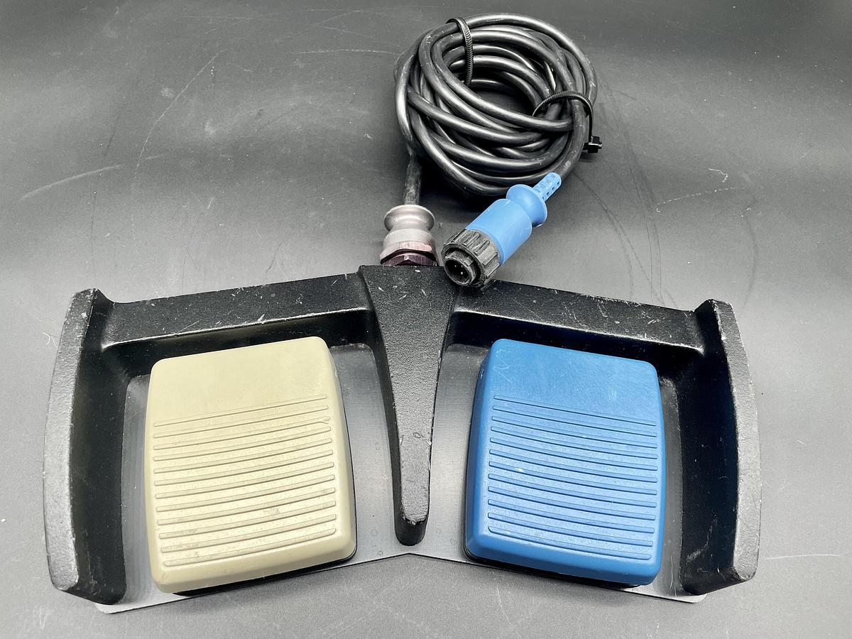 Used Covidien Valleylab 150-000-088 Footswitch