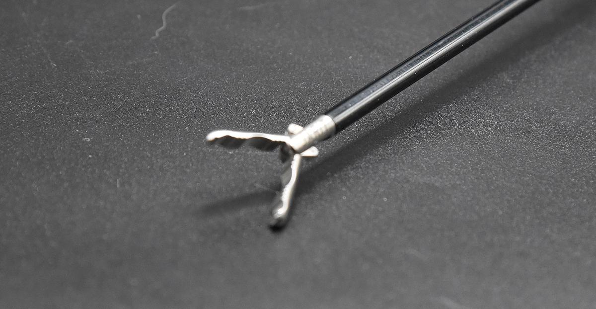 Used INTEGRA LIFESCIENCES PRODUCTION CORPORATION 630108 Dual-Cup Grasping Forceps