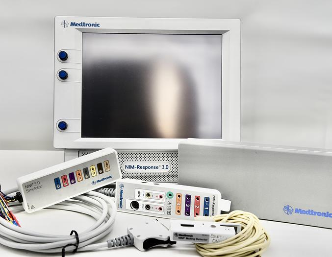 Used Medtronic NIM Response 3.0 with Cables and Accessories Reference 8253001
