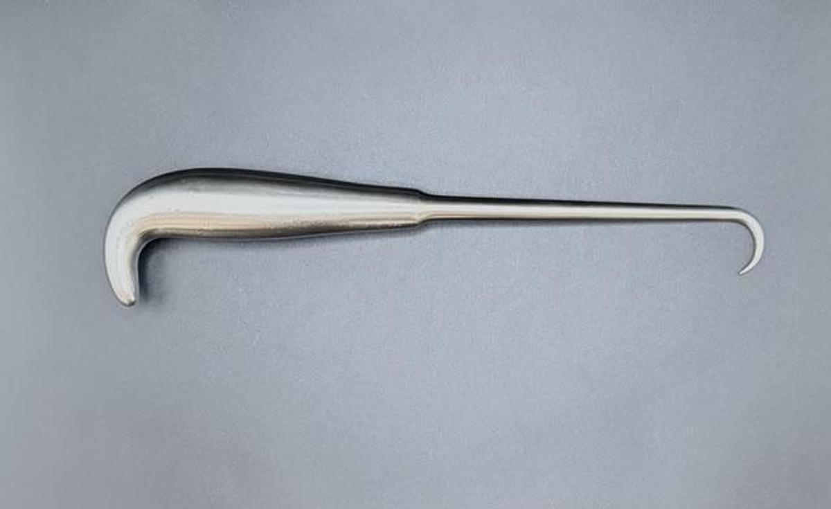 Used MEDLINE MDS3283022 König Bone Hook 11 x 22mm, 23cm, Sharp