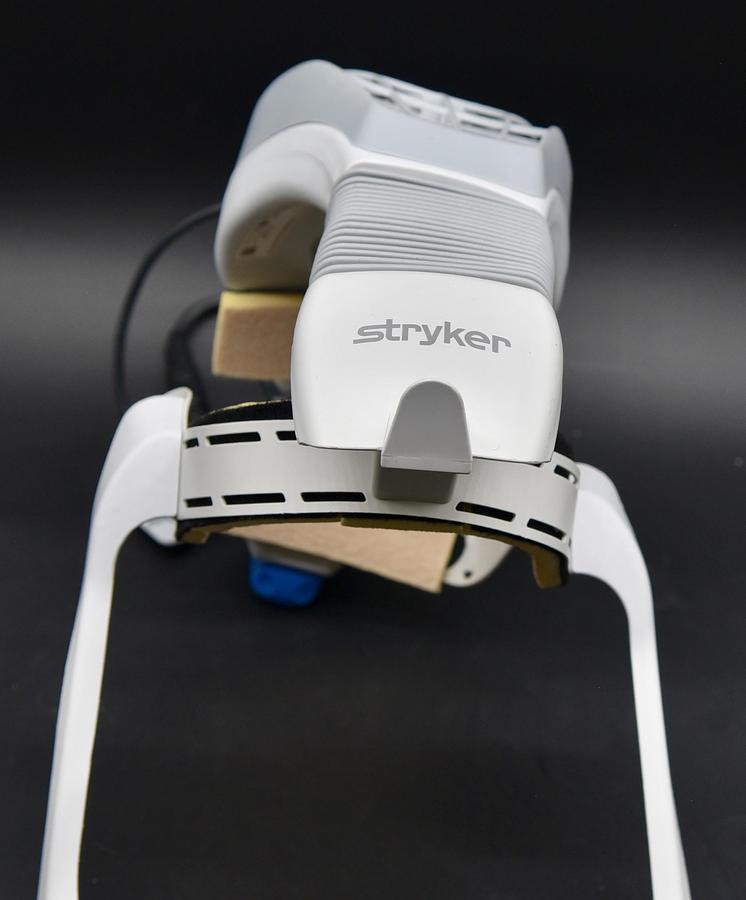 Used Stryker 0408-600-000 Flyte Helmet with Flyte Power Cord