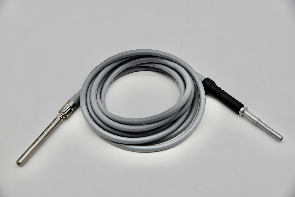 Used Karl Storz 22260131 NTSC Image 1 D1 Camera Head and 495 DC Light Fiber Optic Cable