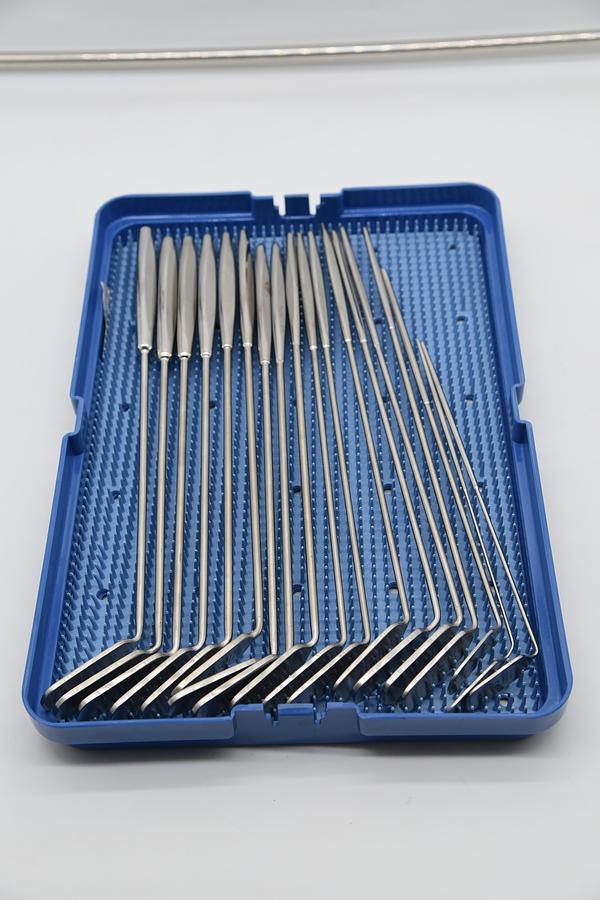 Used PILLING Pilling/Weck Teleflex Jackson Laryngeal Dilator Set T&A InstrumentTray ( SET OF 18 SIZE 10-44)
