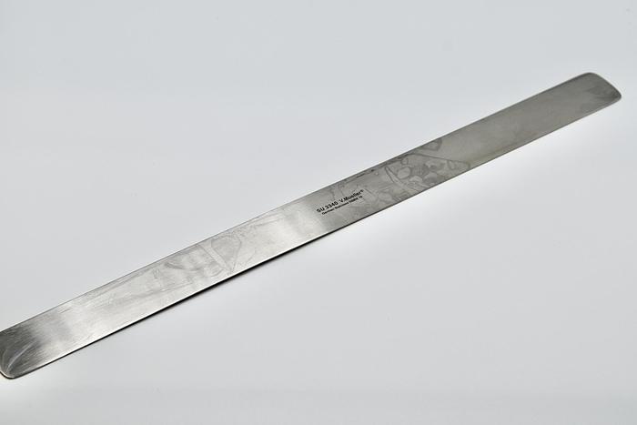 Used V. Mueller SU3340 Flexsteel Ribbon Retractor Blade 1"x13" Stainless Surgical