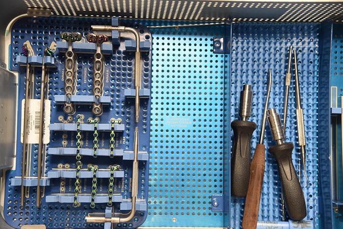 Used Hand-Innovations-DVRA-Distal-Radius-Plate-Set, BIOMET