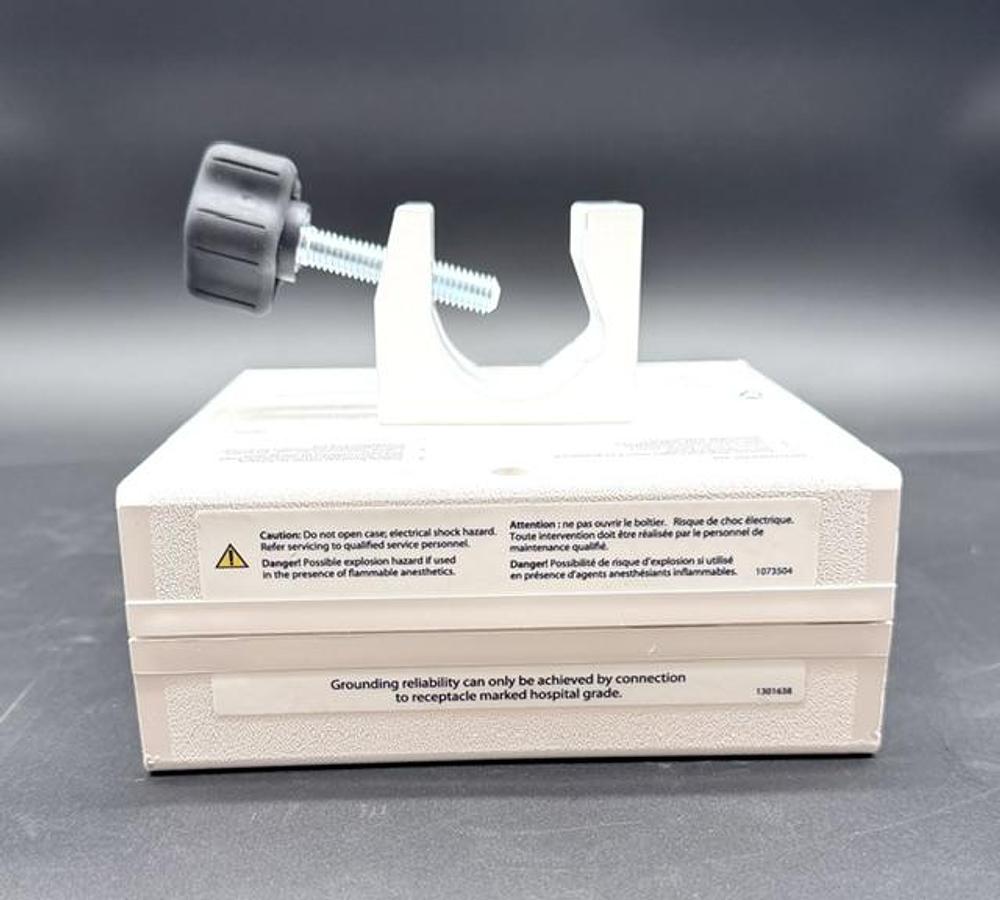 Used Covidien 8886828401 Vital Vue Light Source