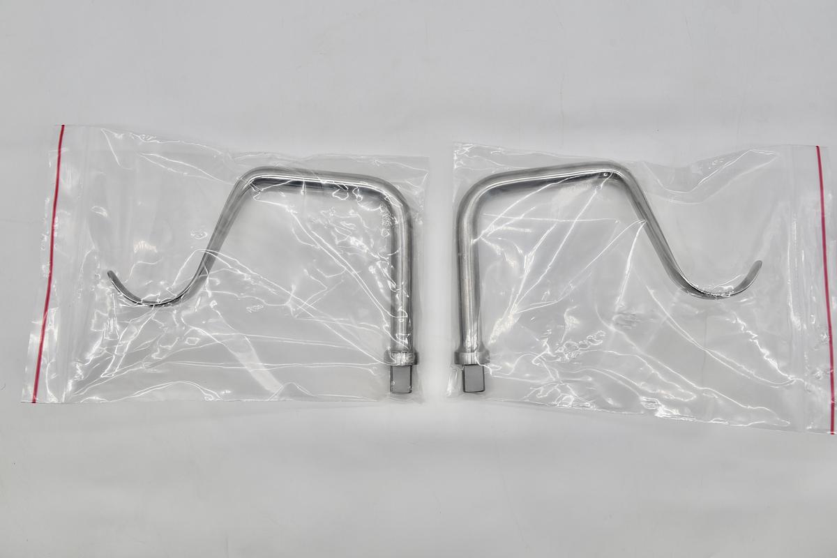 MIZUHO OSI / Hana New Style Femoral Hook, Left and Right, Reference 6850-918 and 6850-919