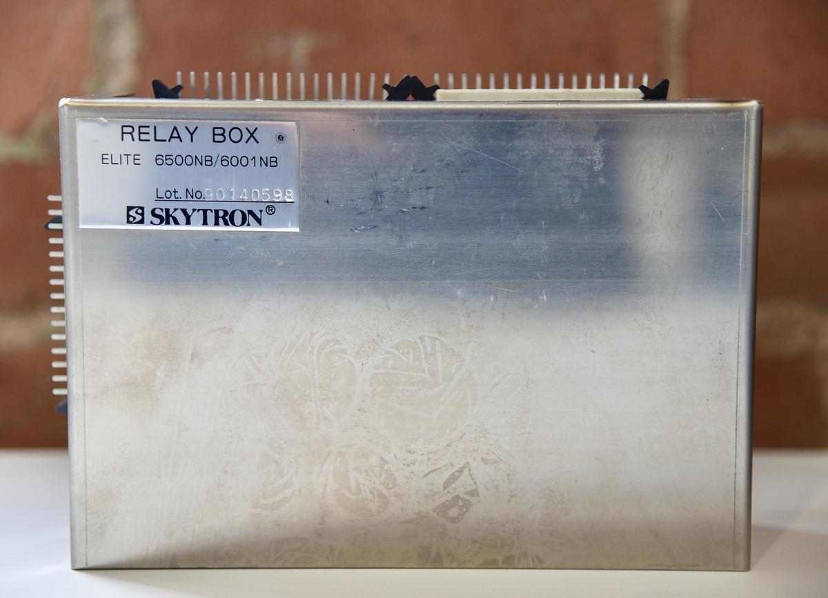 Used Skytron ELITE 6500/6001NB Relay Box OEM Part #D5-032-31