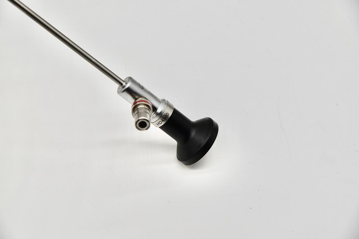 Refurbished ConMed Linvatec 4.0 mm 30° HD Autoclavable Arthroscope, Eyepiece, 170 mm