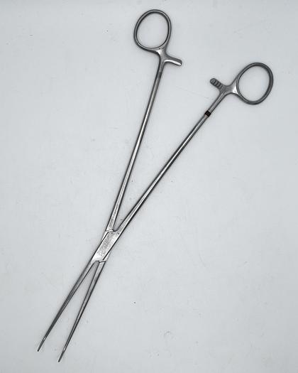 Used Aesculap BJ106R Gemini Dissecting clamp 280mm X 11