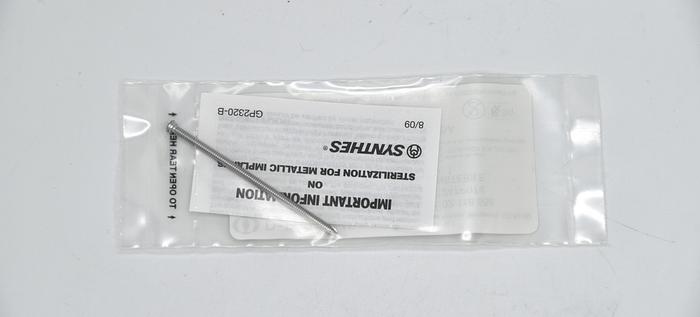 SYNTHES 02.118.558 2.7MM METAPHYSEAL SCR SLF-TPNG W/T8 STRDRV RECESS/58MM
