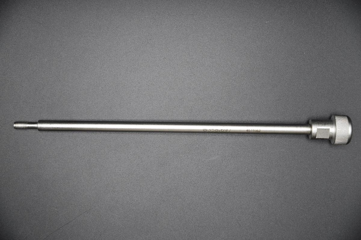 Used SYNTHES 358.697 SPIRAL BLADE CONNECTING SCREW FOR TITANIUM HUMERAL NAILS