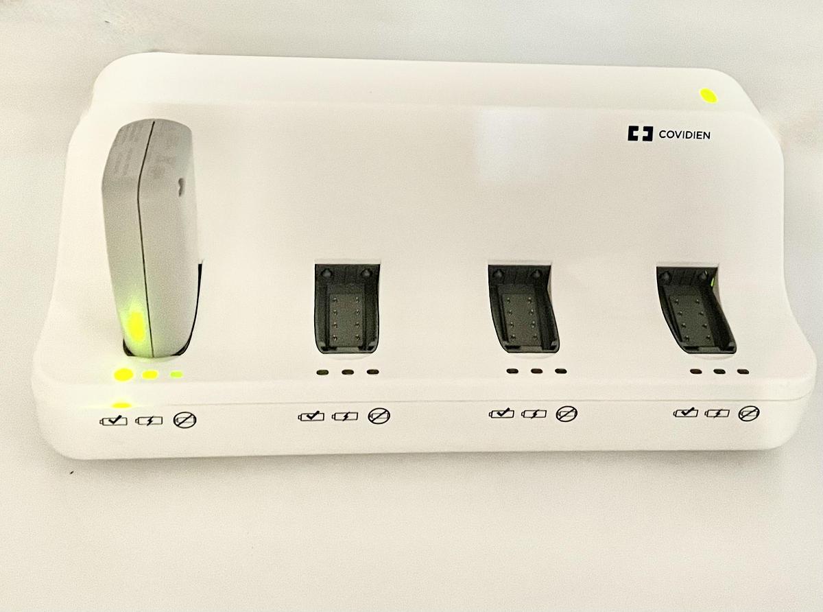 Used COVIDIEN BATTERY CHARGER FOR SONICISION, REFERENCE CBC