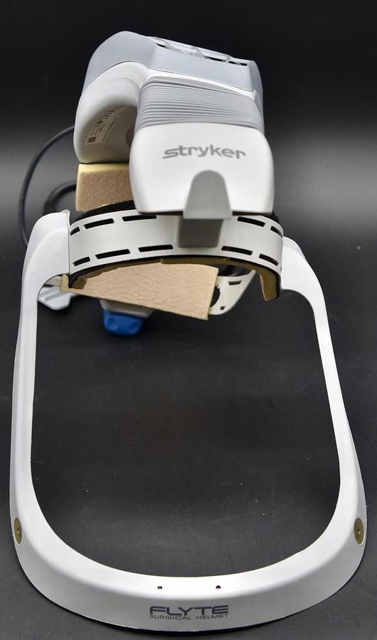 Used Stryker 0408-600-000 Flyte Helmet with Flyte Power Cord