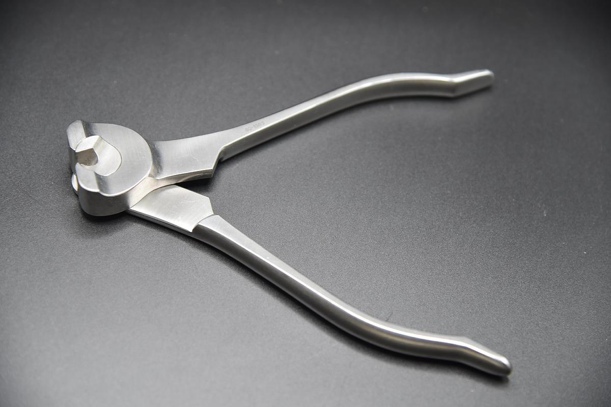 Used V. Mueller Surgical Martin Style Wire Cutter OS3062