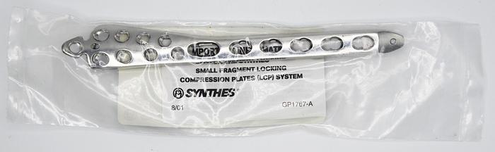 239.905 SYNTHES 3.5MM LCP MEDIAL DISTAL TIBIA PLATE 6 HOLES/142MM-LEFT