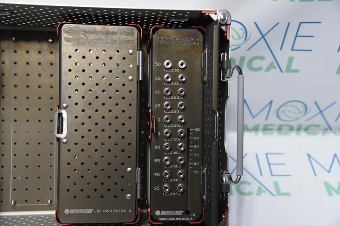 Used SYNTHES LOCKING PERIARTICULAR PLATING SYSTEM SCREWS AND INSTRUMENTS