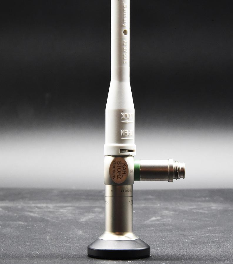 Used Karl Storz 10005AA HOPKINS Telescope 0° 4mm 30cm