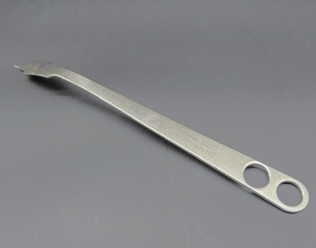 Used Innomed 4235 Single Prong Lombardi Retractor