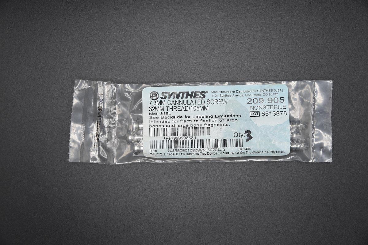 Synthes 209.905 7.3mm Cannulated Screw 32mm Thread/105mm
