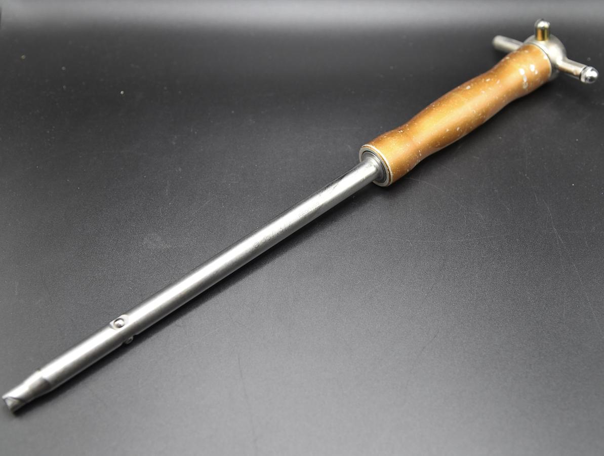 Used Synthes 357.372 Helical Blade Inserter