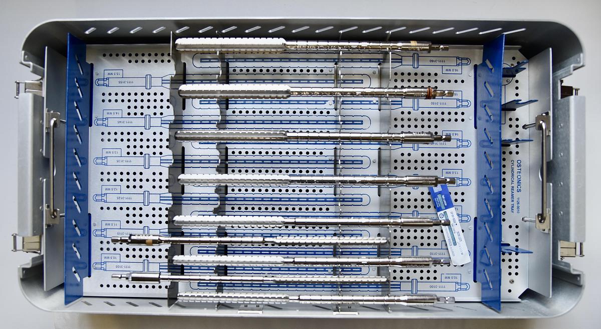 Used Stryker Howmedica Osteonics OmniFit Axial Reamer Set 1302-0008