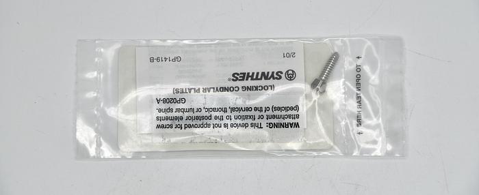 SYNTHES 02.204.018 4.0MM LOCKING SCREW SLF-TPNG WITH T25 STARDRVIE RECESS 18MM