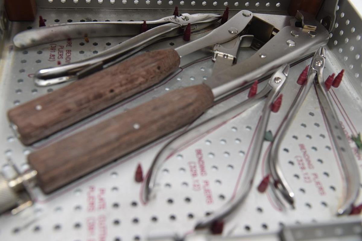 Used Synthes Surgical Mini Fragment Set, Titantium