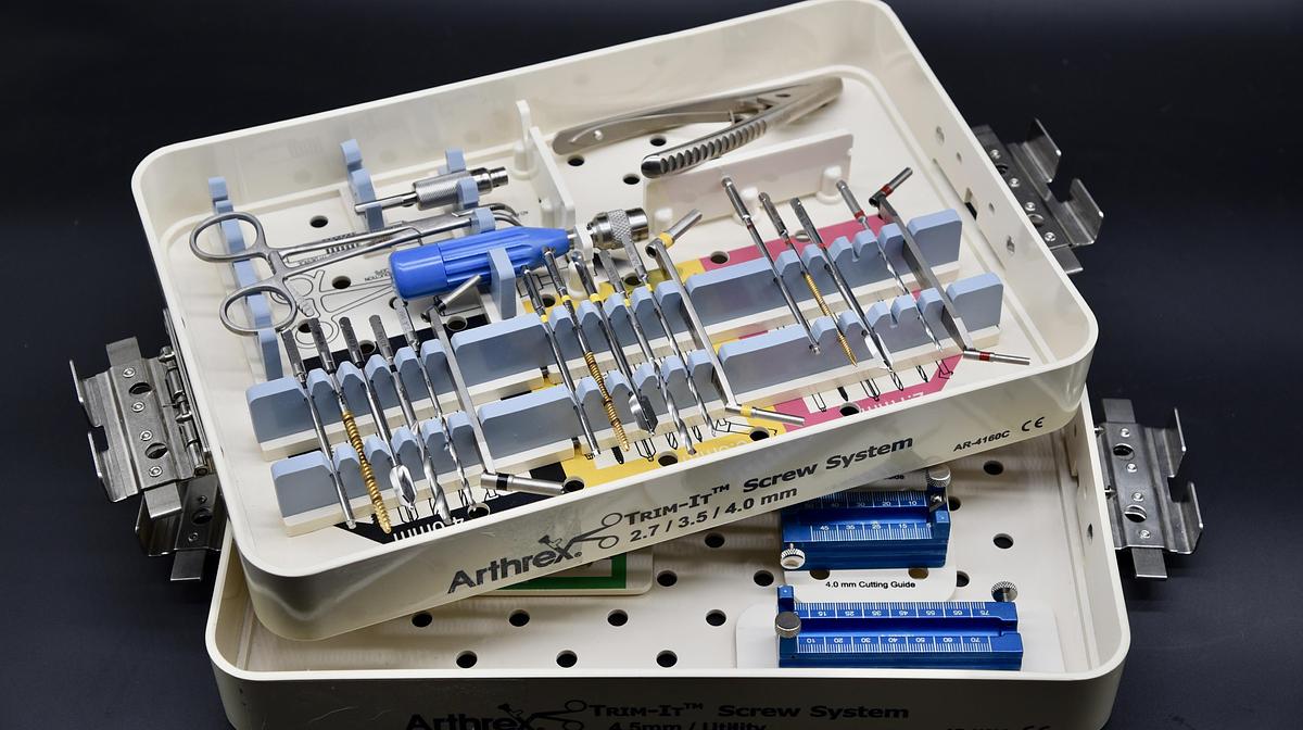 Used ARTHREX AR-4160S TRIM-IT Screw System