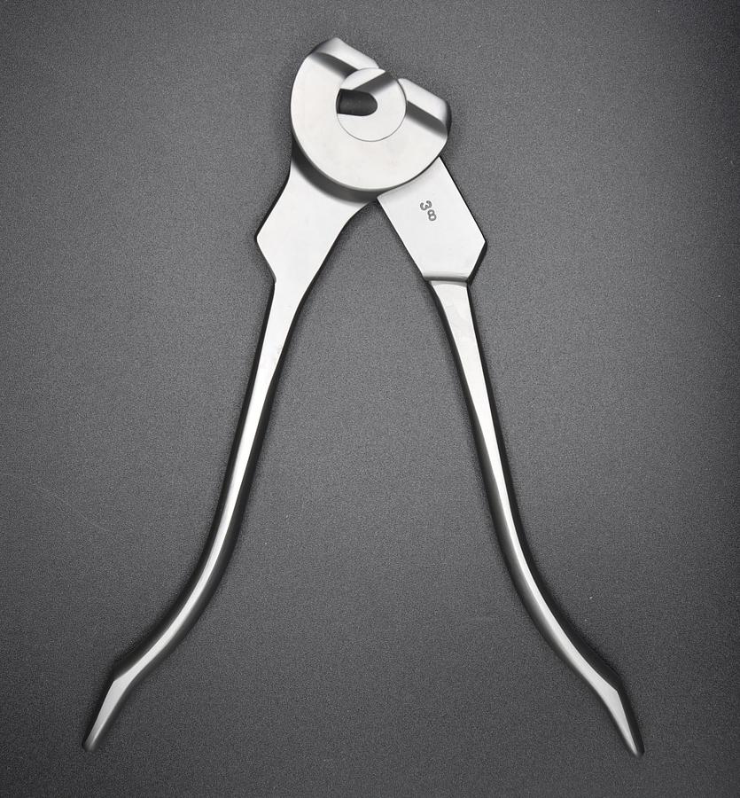 Used V. Mueller Surgical Martin Style Wire Cutter OS3062