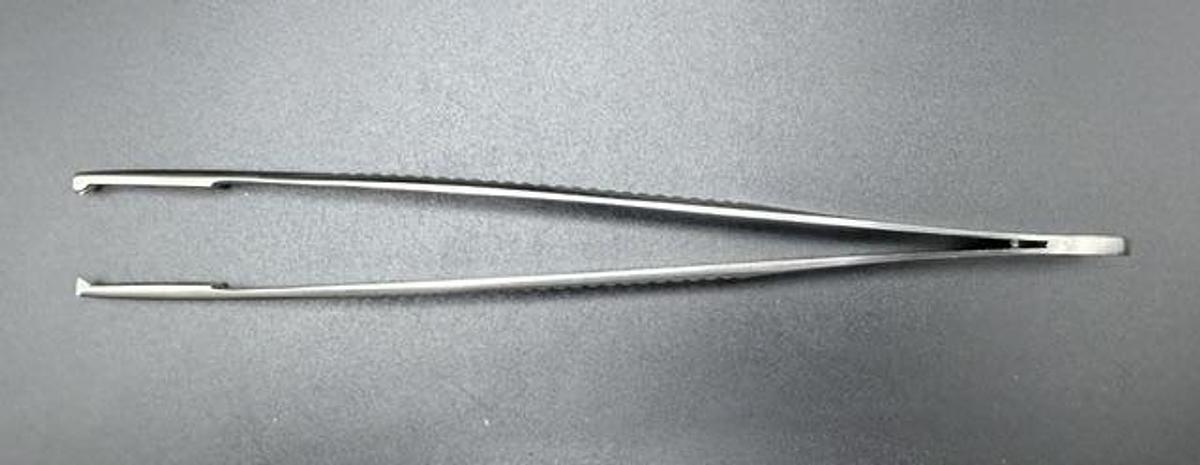 Used STERIS CORPORATION SU2542 Bonney Tissue Forceps