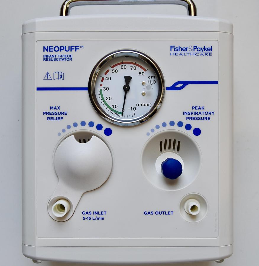 Used Fisher & Paykel RD900AEU Neopuff Infant Resuscitator
