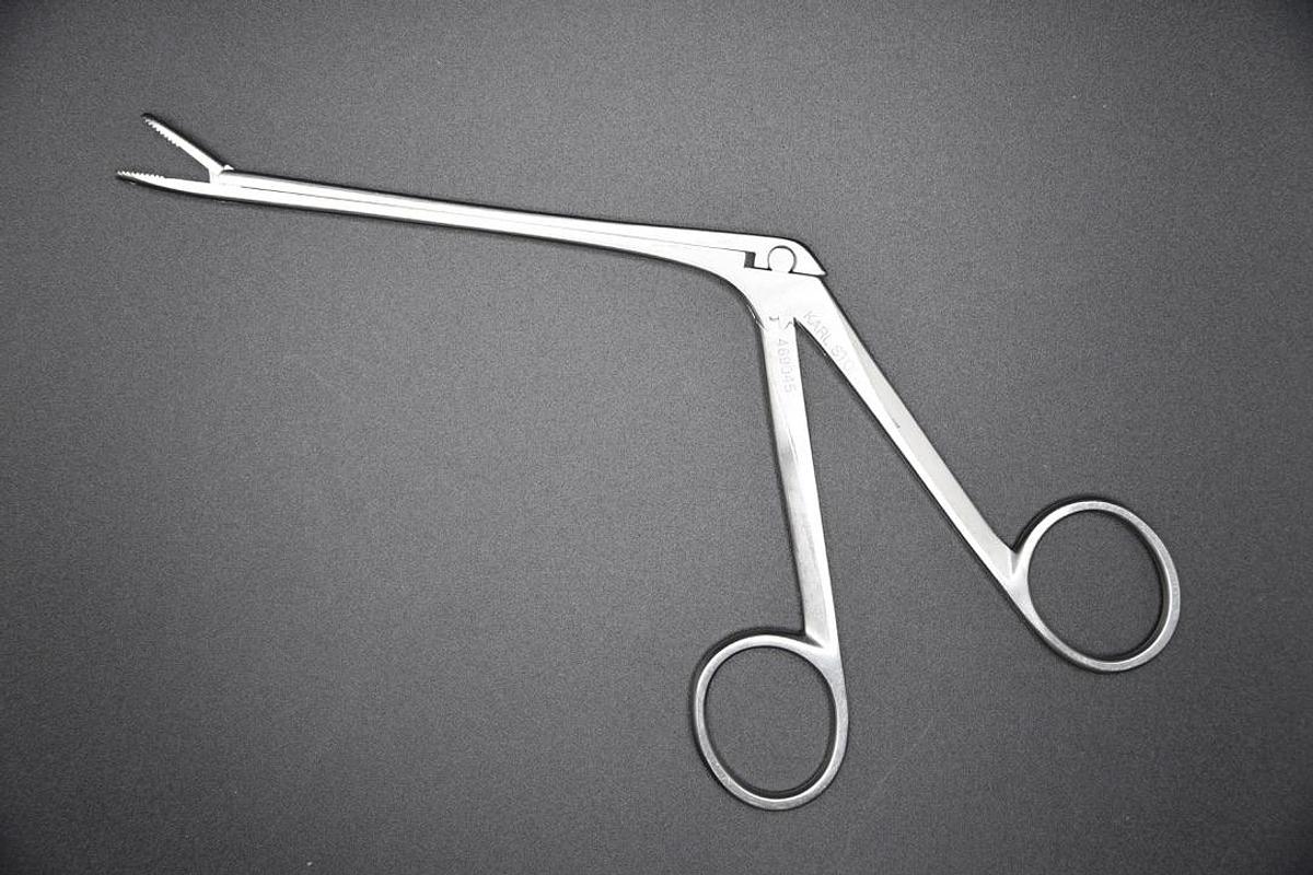 Used Karl Storz 489045 Ferris-smith Nasal Forceps With Serrated Jaws WL 11cm