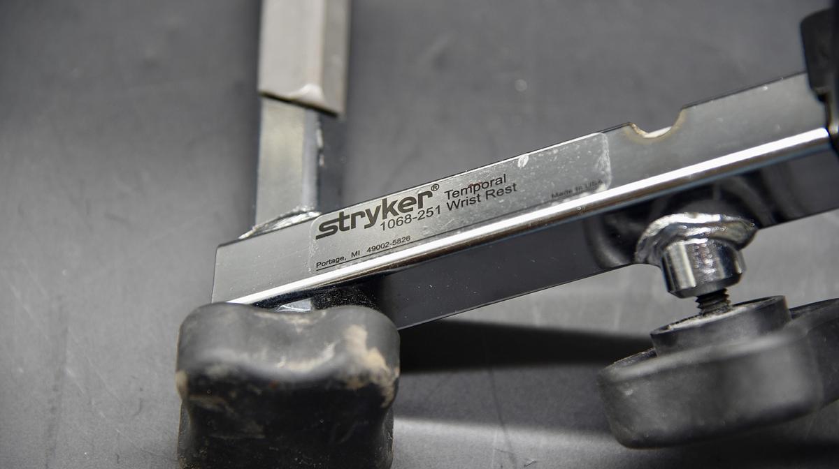 Used STRYKER 1068-251 Temporal Wrist Rest