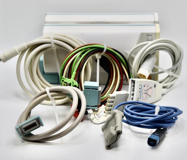 Used PHILIPS INTELLIVUE MX800 ANESTHESIA CO2 MONITOR WITH M3001A & M3015A MODULES