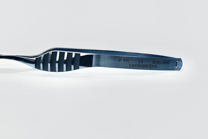 Used DUCKWORTH & KENT 2-711 Capsulorhexis Forceps