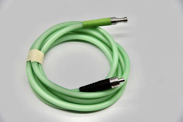 Used Stryker 233-050-300  5.0mm x 10ft AIM Green Envy Fiberoptic LightCable 0233050300