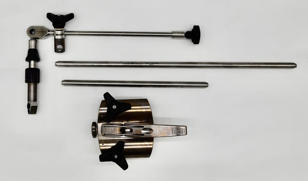 Used Snowden-Pencer Fast Clamp Laparoscopic Retraction System 89-8950, 89-8954, 89-89